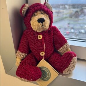 Karla Mulbeary bear from Boyds Bears- EUC